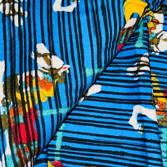 RARE HTF LULAROE CAROUSEL LEGGINGS - Picture 2 of 3